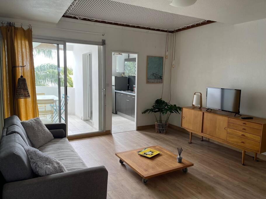 Bel Appartement Hermitage Les Bains Saint-Gilles Les Bains Exterior photo